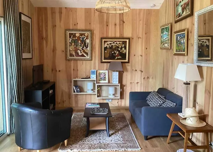 Le Hosta סן-ז'וליין-אן-בורן