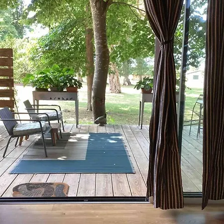 Le Chalet Hosta Saint-Julien-en-Born